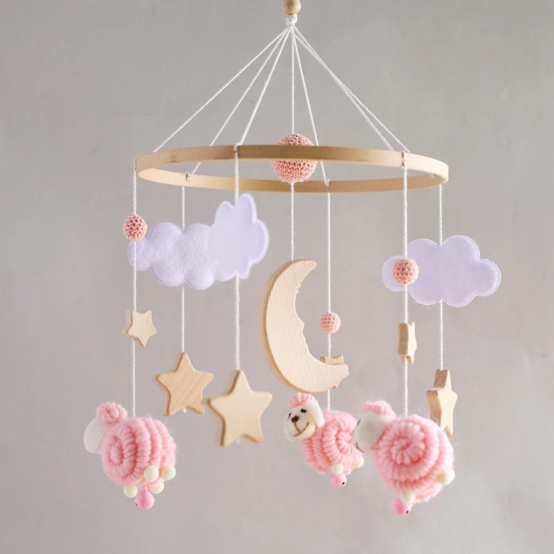 Baby Crib Mobile Rattle Toy Wooden Bed Bell Mobile Hanging Teddy Velvet Bear Doll Toy Newborn Music Box Crib Mobile Bracket Gift