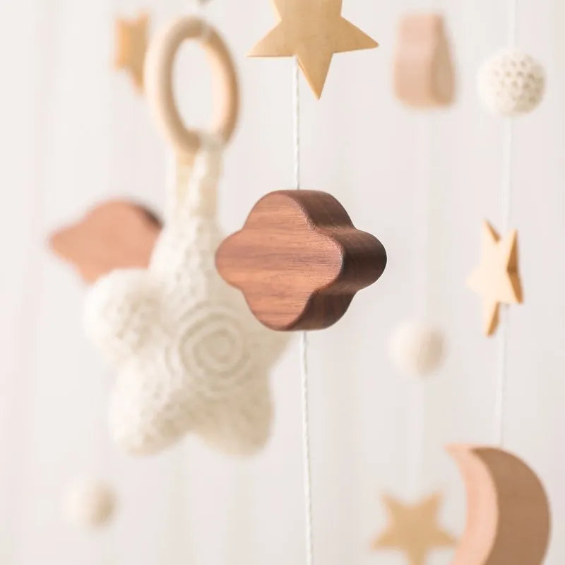 Baby Crib Mobile Rattle Toy Wooden Bed Bell Mobile Hanging Teddy Velvet Bear Doll Toy Newborn Music Box Crib Mobile Bracket Gift